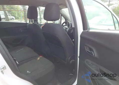 2019 Chevrolet Trax Ls from USA, damaged, VIN 3GNCJNSB4KL346264